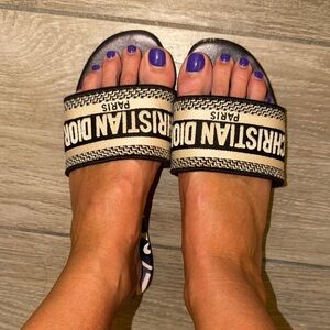 Dior Women's Black and Cream Logo Sandals